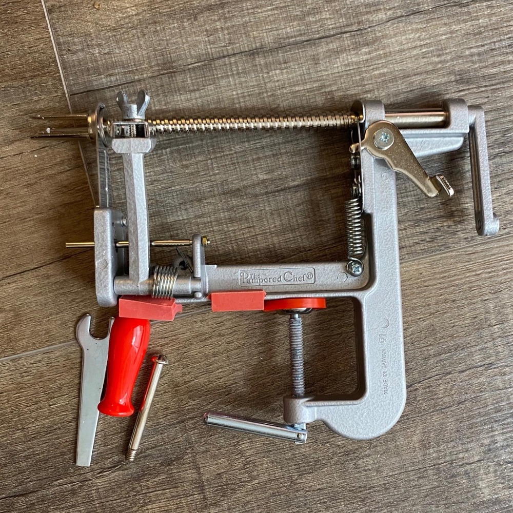 Pampered Chef Apple Peeler Corer Slicer Silver Cast Aluminum Clamp Base 1577